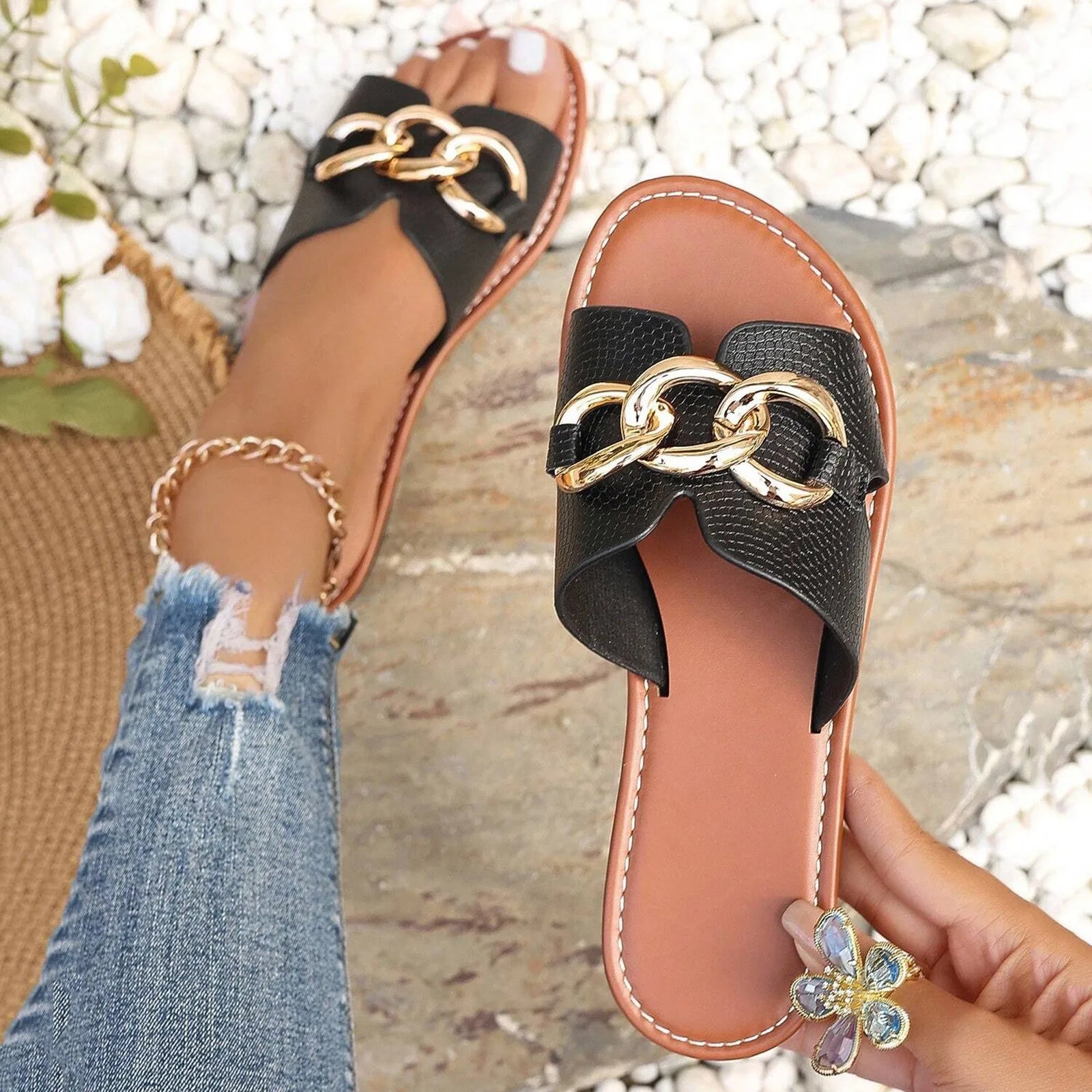 Maya Gold Chain Slide
