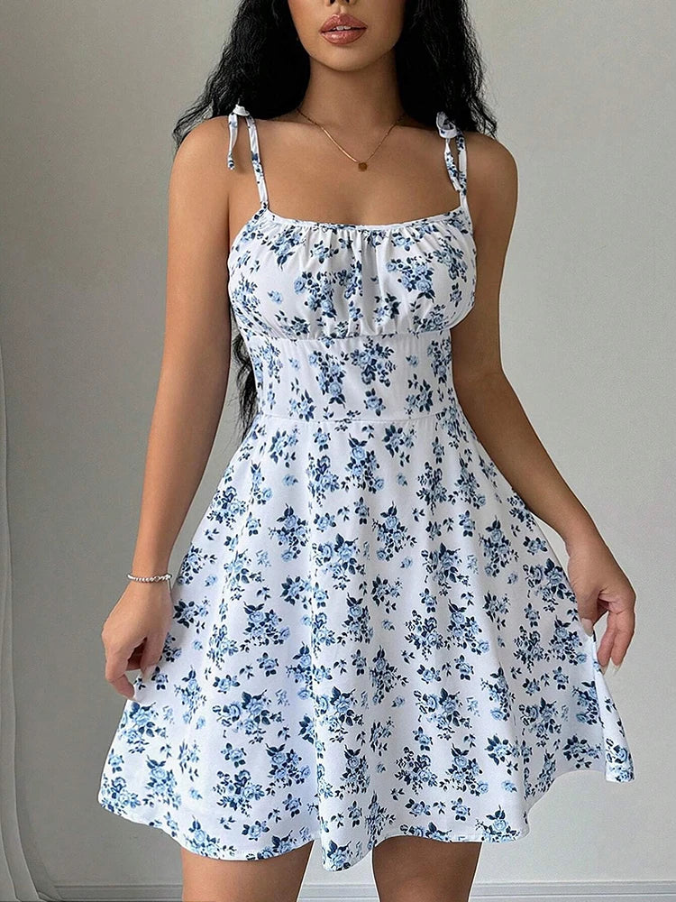 Lila Chic Floral Mini Dress