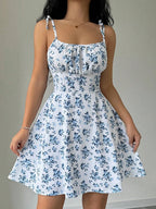 Lila Chic Floral Mini Dress