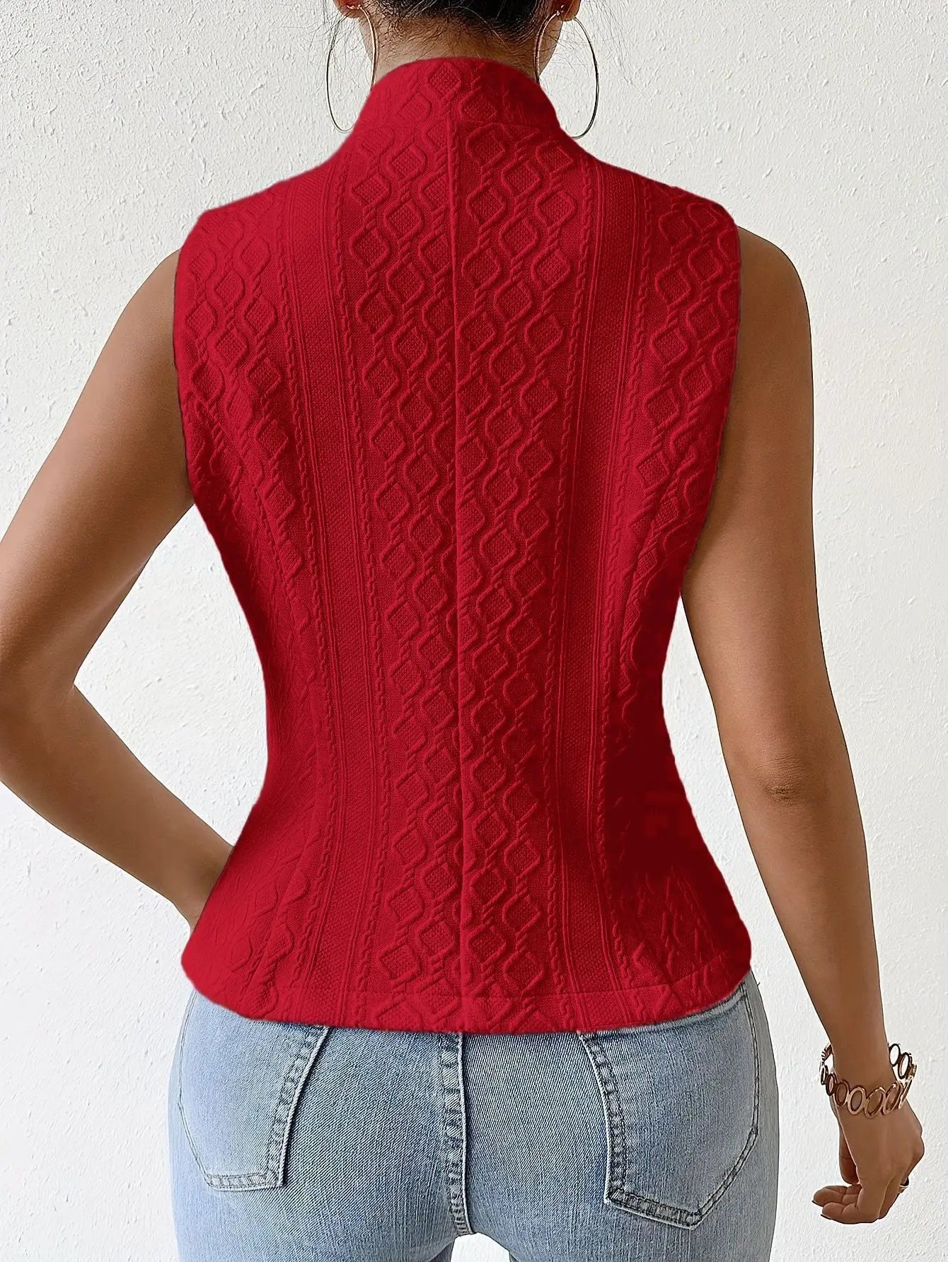 Sophia Sleeveless Cable Knit Blazer